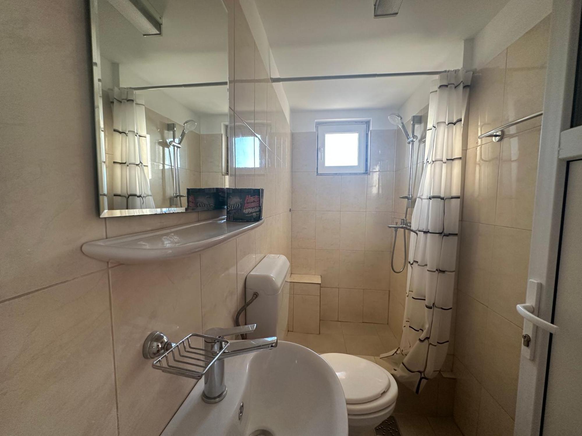 פיטסטי Casa Rustic Cazare מראה חיצוני תמונה